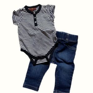 Unisex Baby Outfit - Striped Onesie & Blue Jeans
